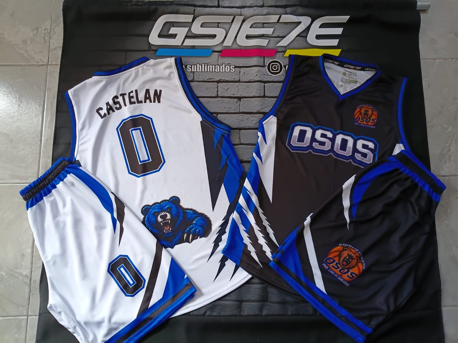 Jersey personalizado con diseño exclusivo